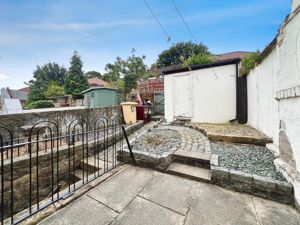 Garden- click for photo gallery